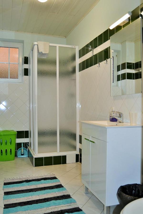 Apartments Nicol Κάρλοβι Βάρι Εξωτερικό φωτογραφία